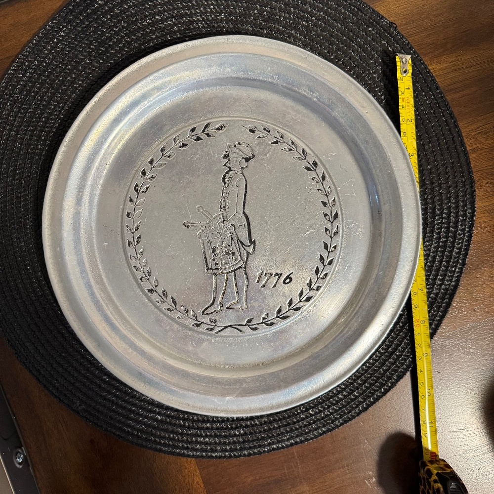 York Metalcrafters Vintage 1776 Liberty Drummer Boy 11 inch Pewter Plate